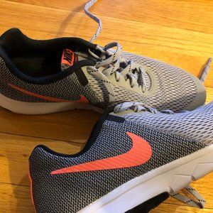 Women's Nike Running Sneakers Size 8.5